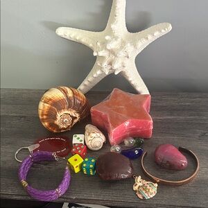 Fun lil bundle knick knacks sea shells dice rocks dice candle starfish jesus key